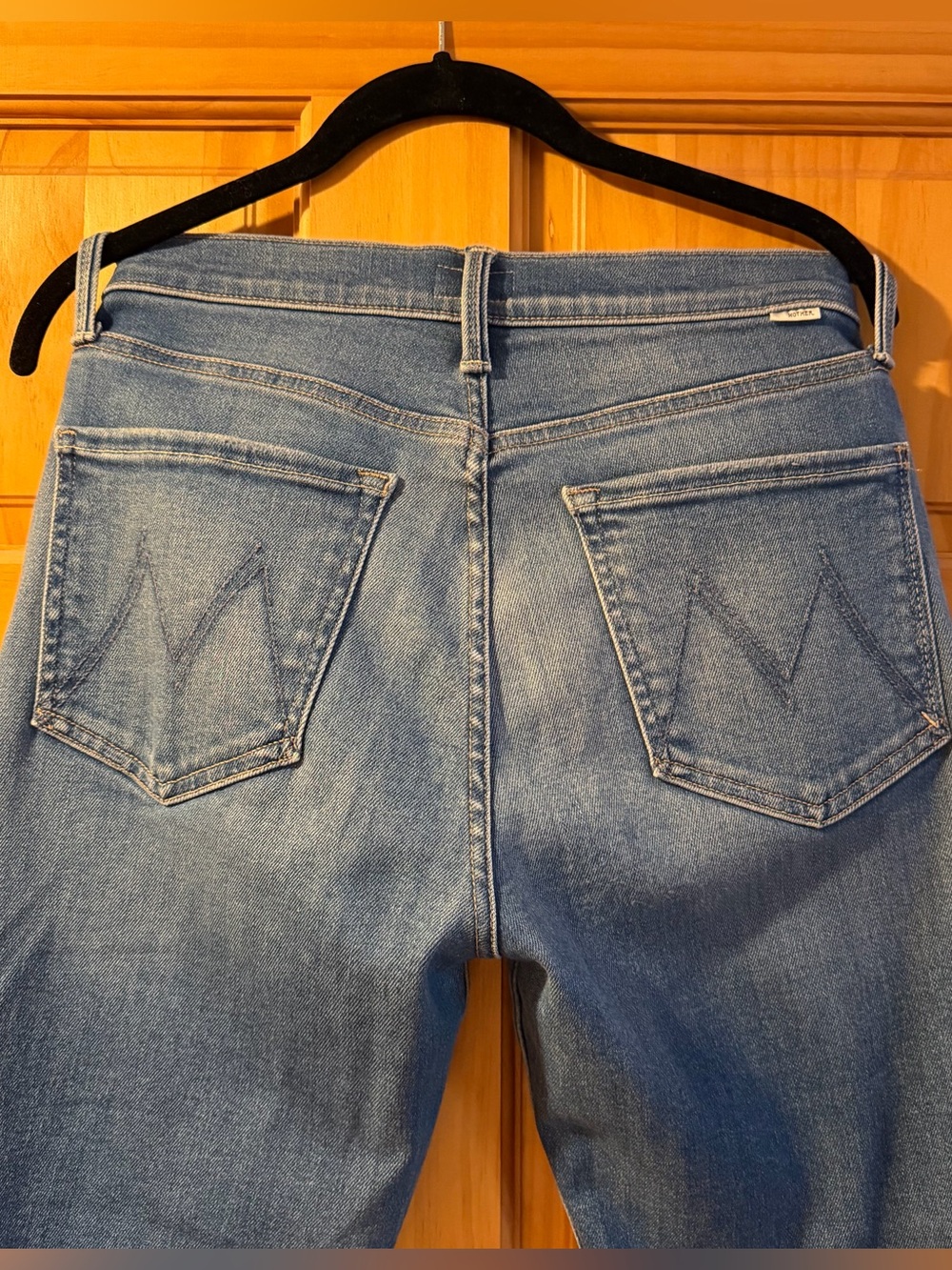 MOTHER Brand The Tomcat Ankle Jean. Wash: Layover. Size: 27.